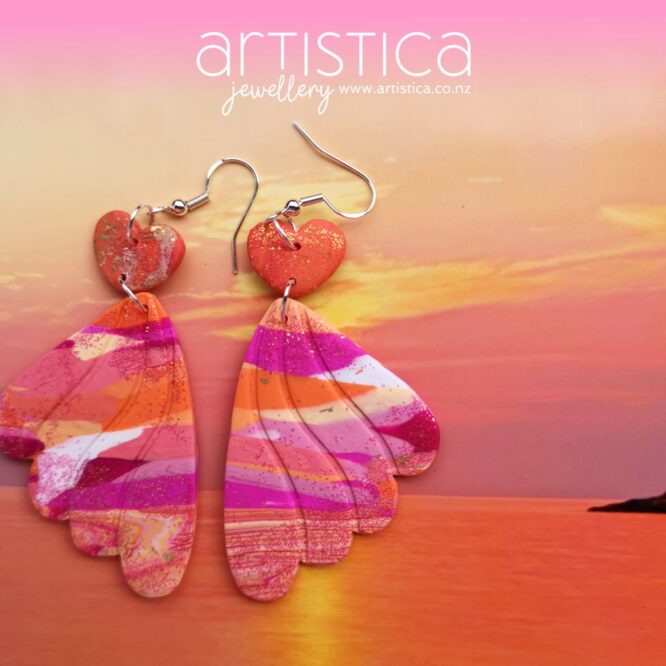 E0048a earrings artistica polymer clay Butterfly pink fuchsia gold white phantasy