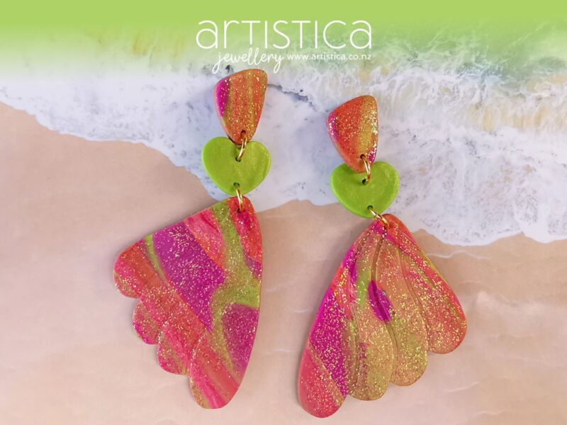 E0052b earrings artistica polymer clay Butterfly pink fuchsia gold green