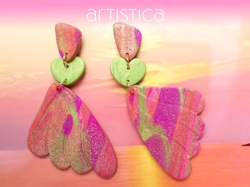 E0052a earrings artistica polymer clay Butterfly pink fuchsia gold green