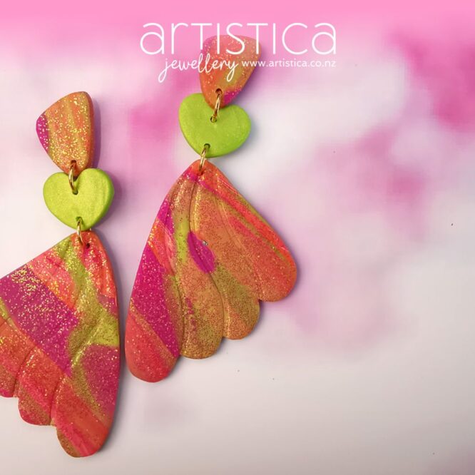 E0052b earrings artistica polymer clay Butterfly pink fuchsia gold green