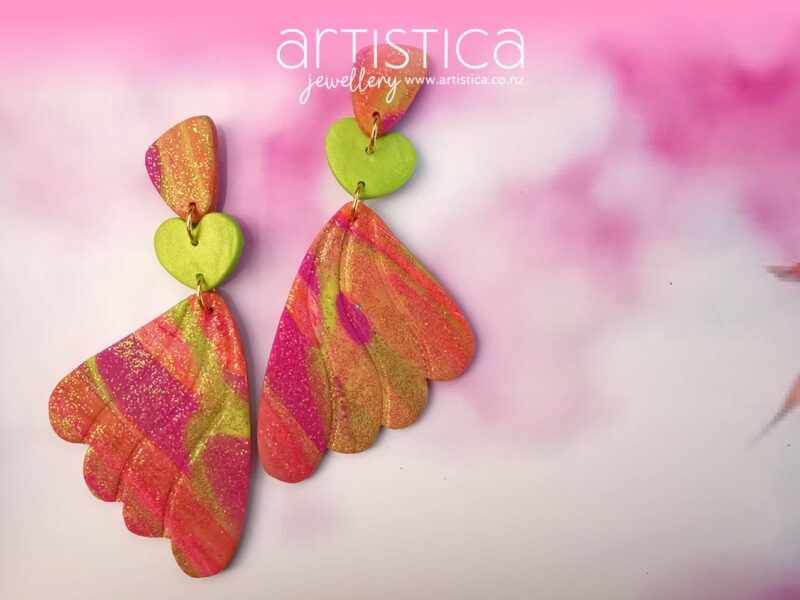E0052b earrings artistica polymer clay Butterfly pink fuchsia gold green