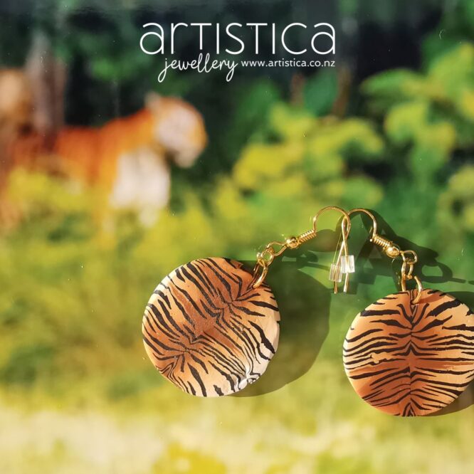 E0105 earrings artistica polymer clay Jungle Sun animal pattern
