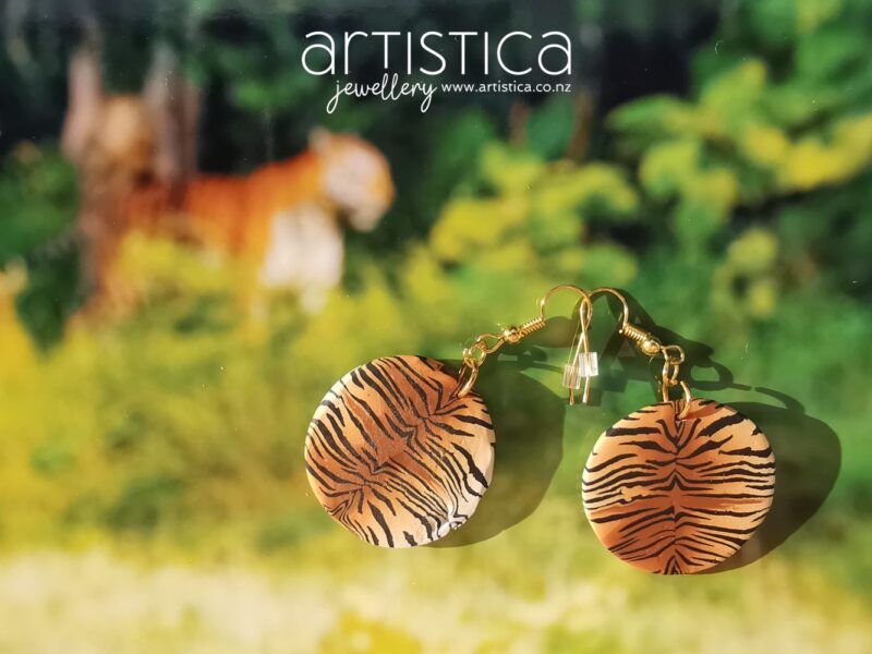 E0105 earrings artistica polymer clay Jungle Sun animal pattern