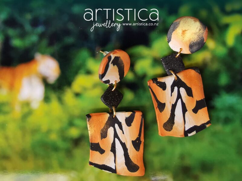 E0115 earrings artistica polymer clay Tigris animal pattern