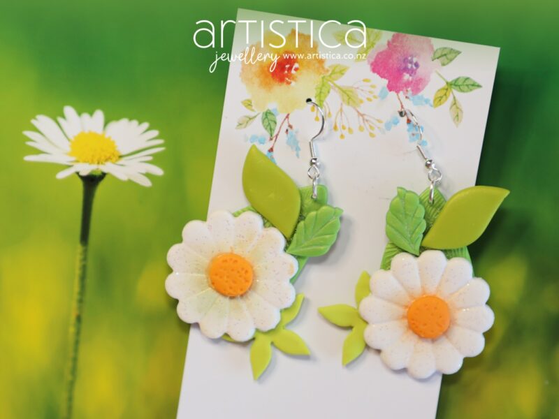 Daisy Flower Power Boho style earring
