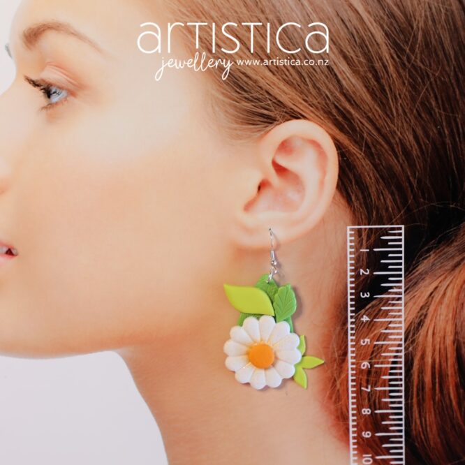 Daisy Flower Power Boho style earring