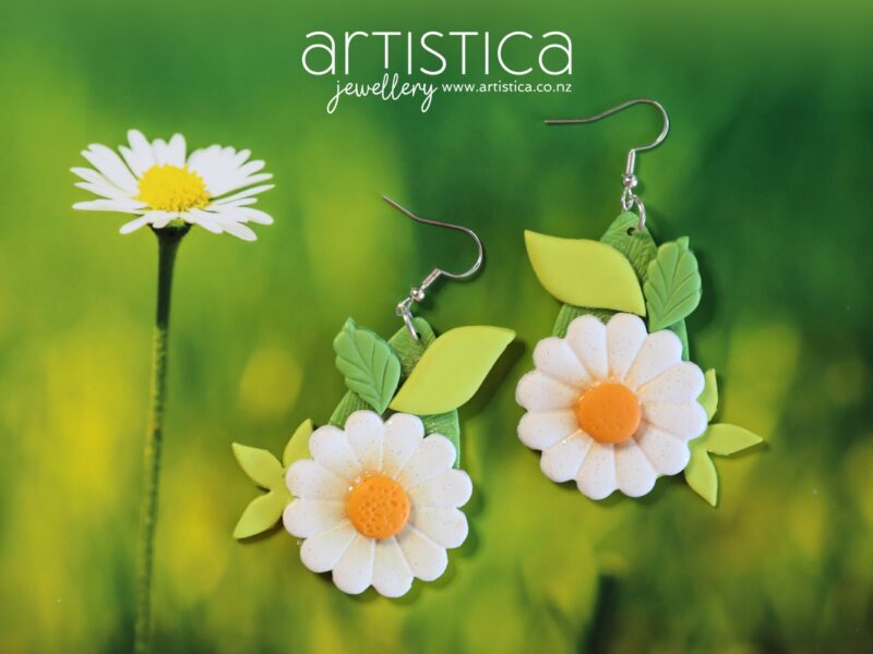Daisy Flower Power Boho style earring