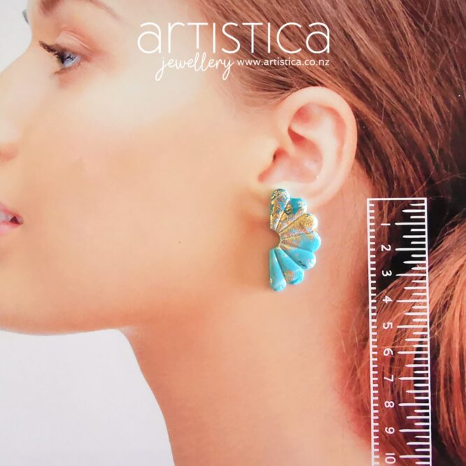 earring size sample