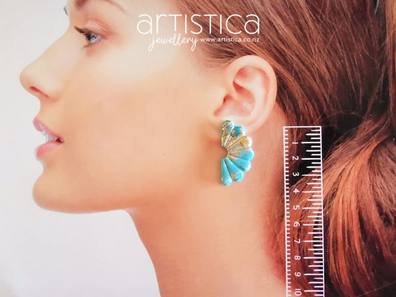 earring size sample