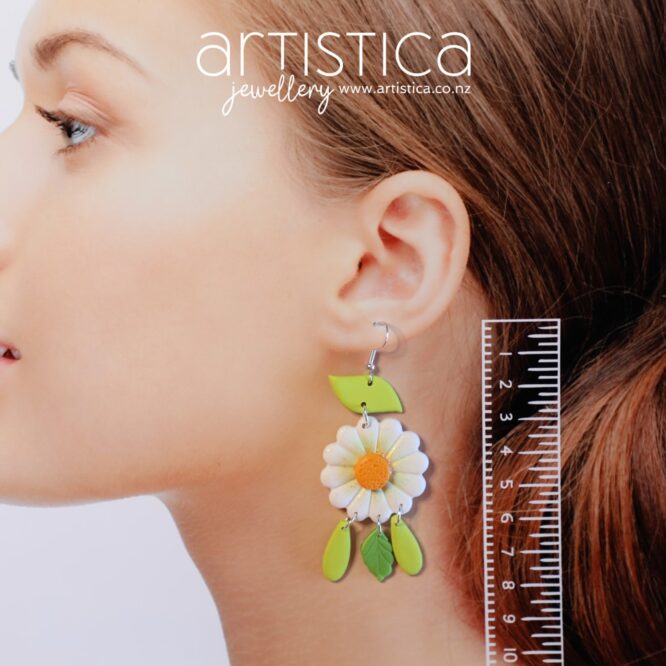 Daisy Flower Power Boho style earring