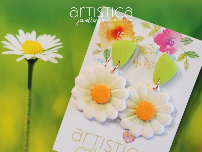 Daisy Flower Power Boho style earring