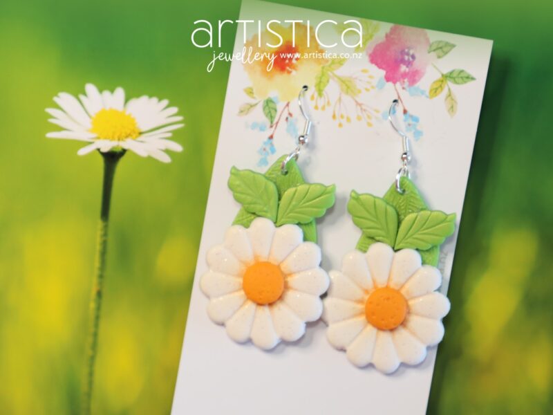 Daisy Flower Power Boho style earring