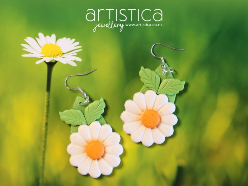 Daisy Flower Power Boho style earring