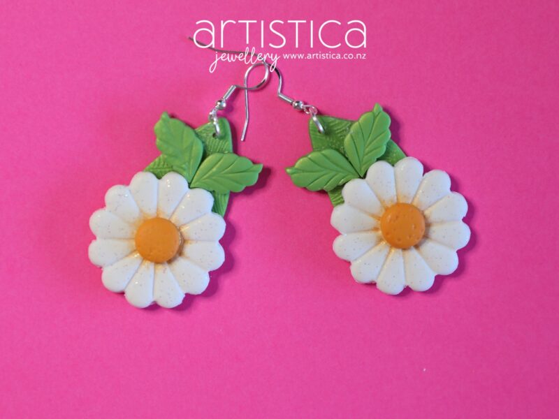 Daisy Flower Power Boho style earring