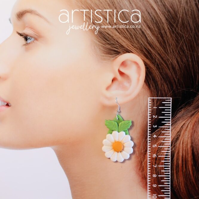 Daisy Flower Power Boho style earring