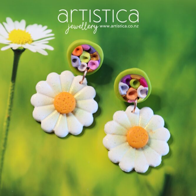 Daisy Flower Power Boho style earring