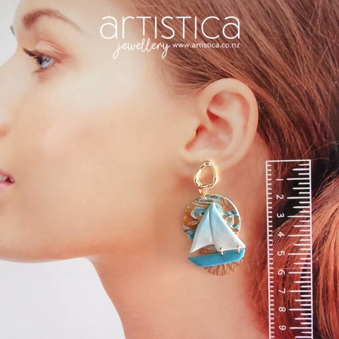 Earring size sample
