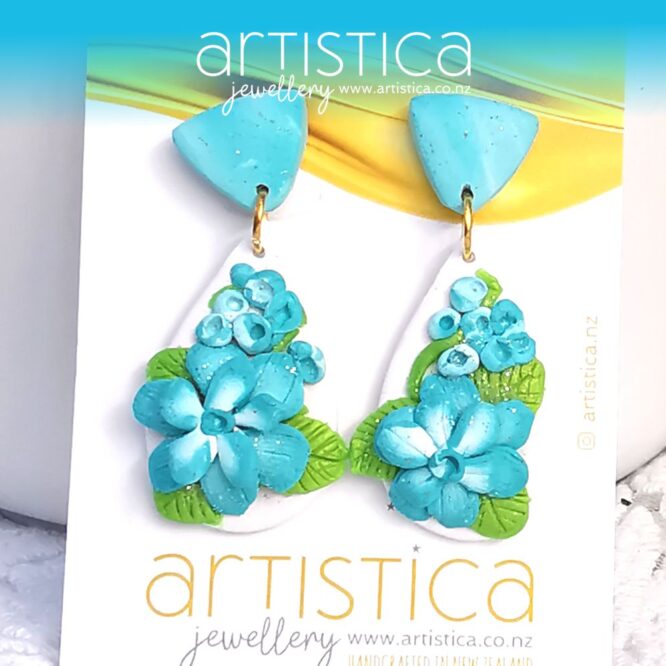 flower earrings blue