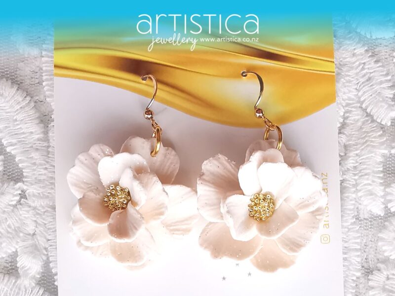 white flower bridal earrings