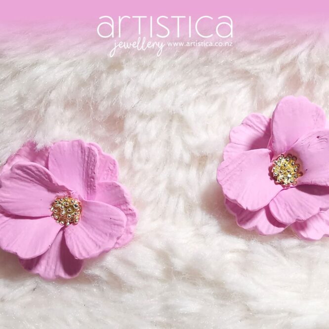 flower studs